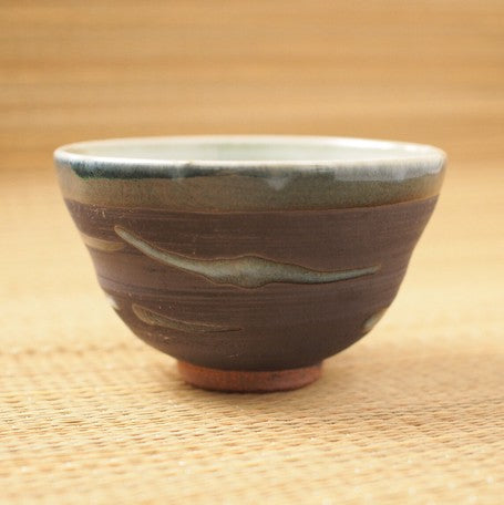 Mud Black Blue Matcha Tea Bowl l 黒釉青流し 碗形抹茶碗 美濃焼 日本製