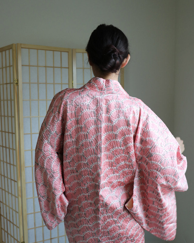 Haori  Jacket of the KIMONO ZEN brand  back view of a woman wearing a Kimono Jacket, upper body