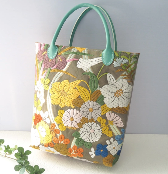 Blooming Mum Kimono Tote Bag