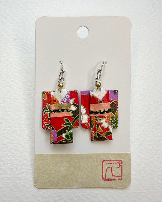 Grass Flowers Kimono Textile Non-Toxic water-based glue & finish. Washi Paper, Beads, Allergy free Metalic Hand-crafted by Hisao Deldeo All earrings are one of a kind /Origami Jewelry/ Origami Earrings/ Kimono accessory/ Kimono Jewelry/Origami Yukata Jewelry/ Yukata