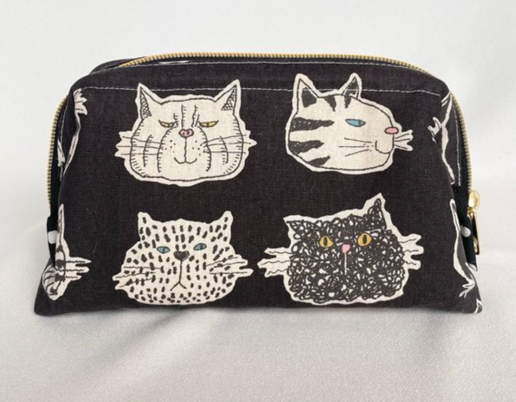 Sassy Cats Pouch