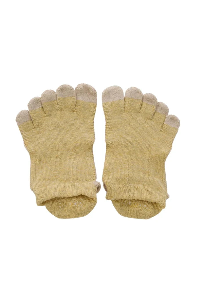 Knitido plus Botanical Dyed Pilates Grip Toe Socks With *Power Pads* in YELLOW