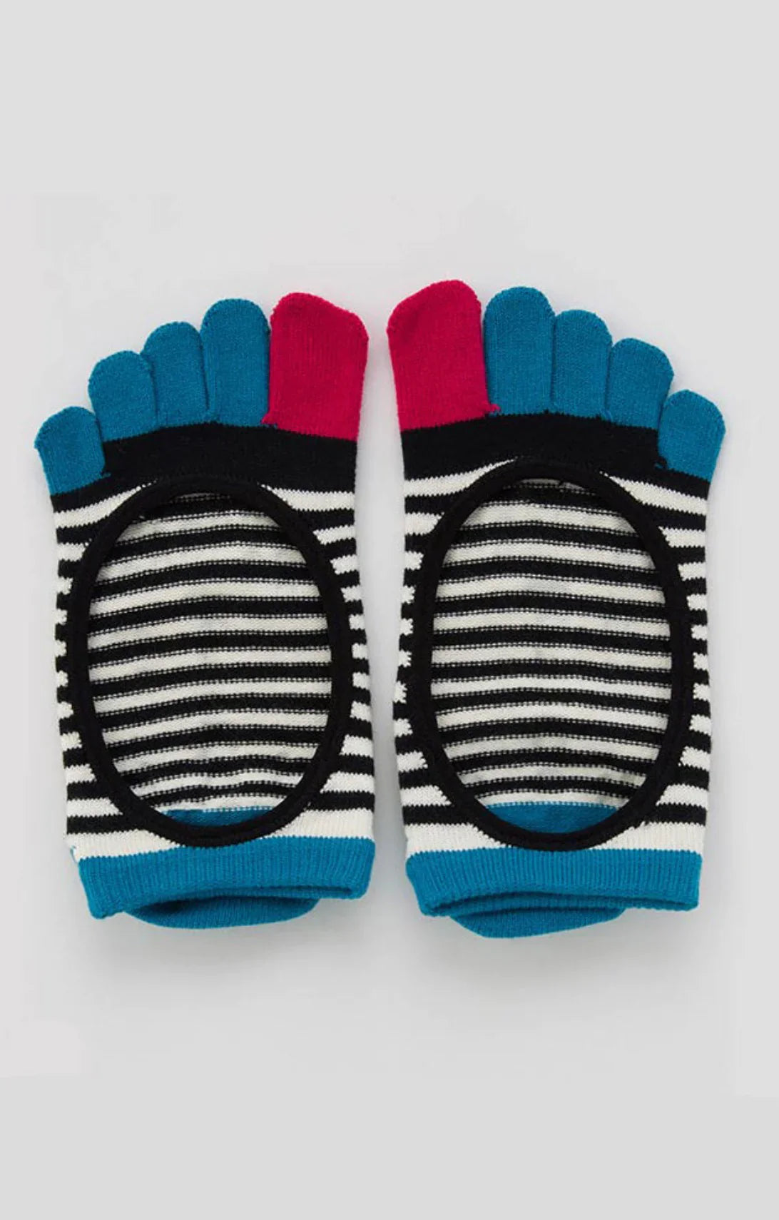 Knitted Plus’s Organic Cotton Striped Toe Liner Grip Socks in black