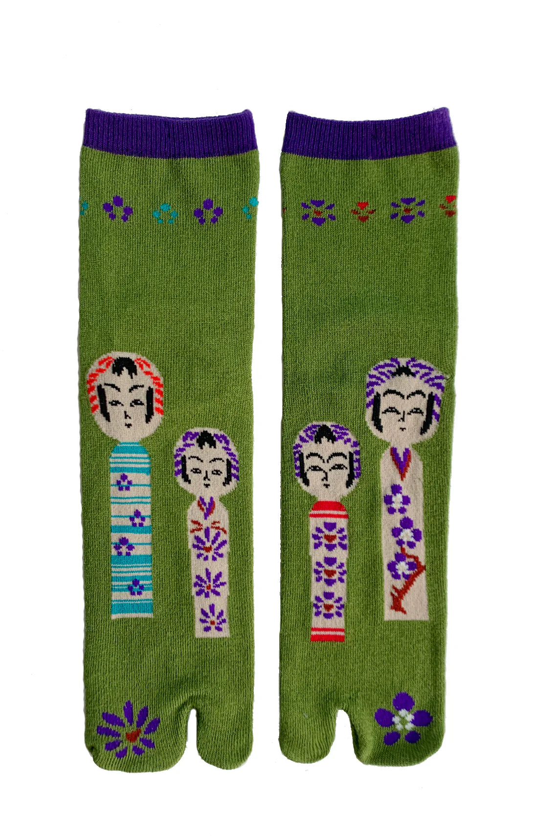 The pattern is a Japanese Kokeshi doll in the Matcha color of NINJA SOCKS' Kokeshi Doll Tabi Toe Socks