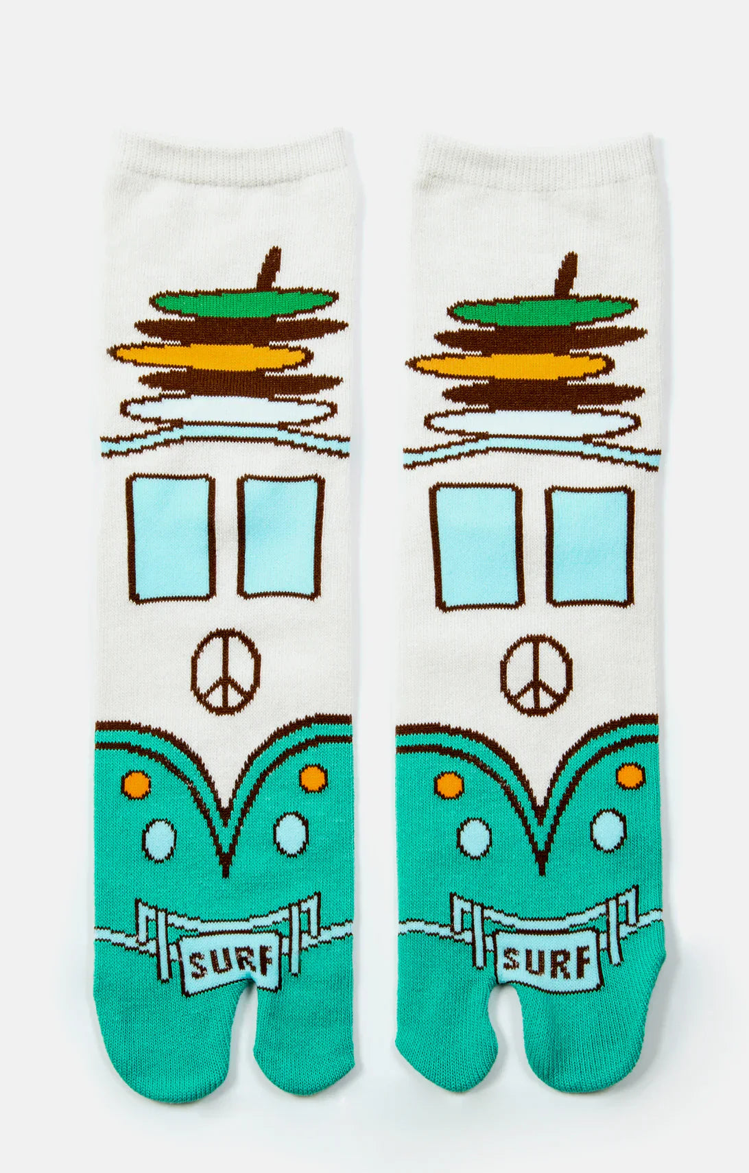 This is a photo of the NINJA SOCKS product name SURF WAGON TABI SOCKS Turquoise