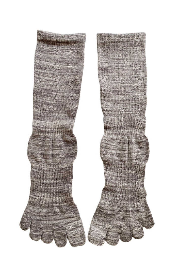 Artisan-Crafted Comfort: Lightweight Midcalf Toe Socks