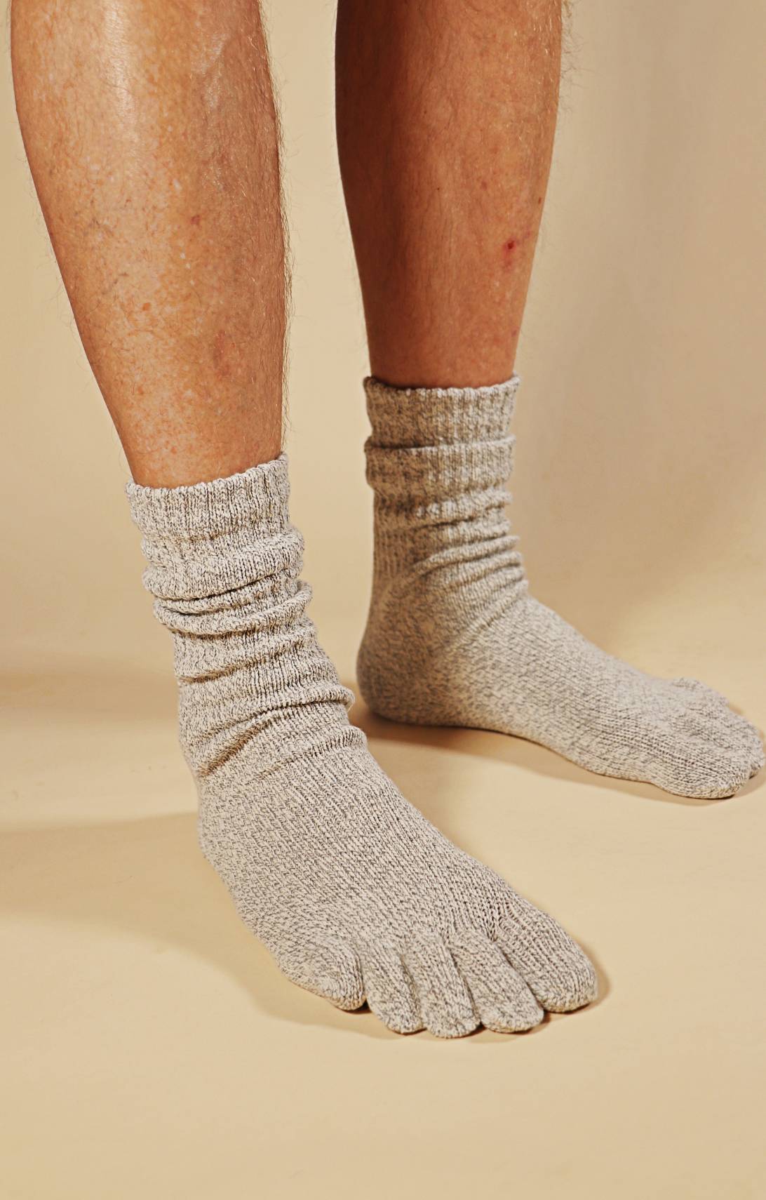 Japanese Crafted Hiking Toe Socks for Maximum Comfort and Support