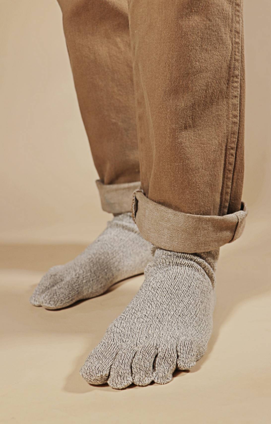 Japanese Crafted Hiking Toe Socks for Maximum Comfort and Support