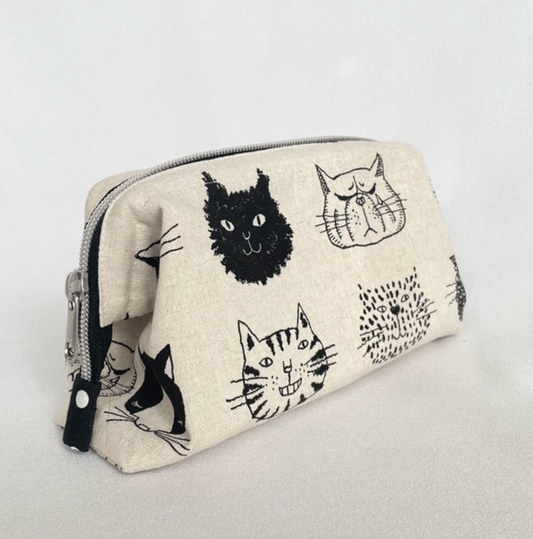 white-sassy-cat-pouch